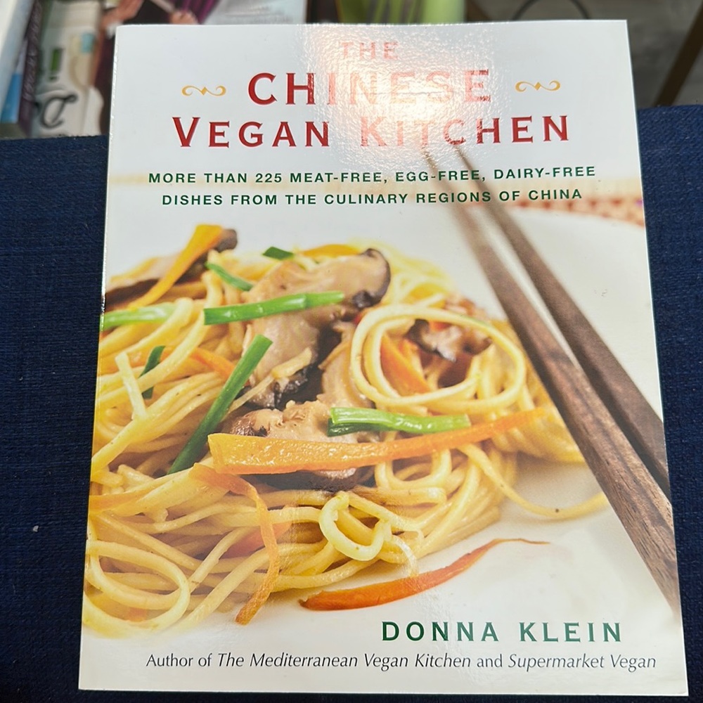 The Chinese vegan kitchen , excellent condition cookbook